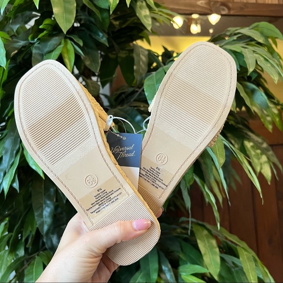 NWT Universal Thread Mardi Natural Woven Straw Like Platform Sandals Slides - Picture 4 of 4
